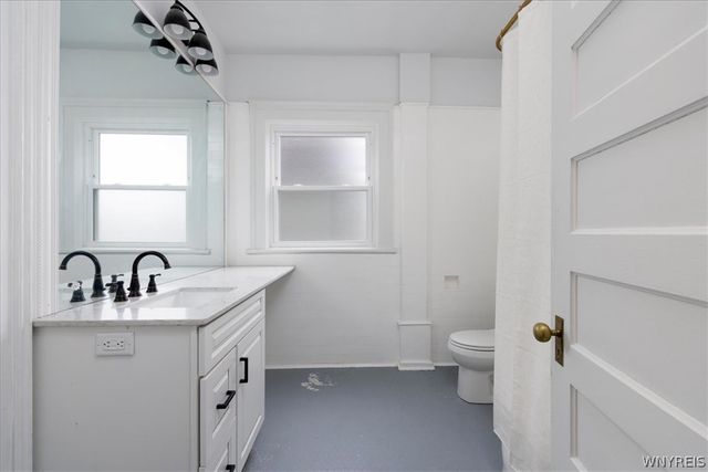 47 Crescent Avenue, Buffalo, NY 14214
