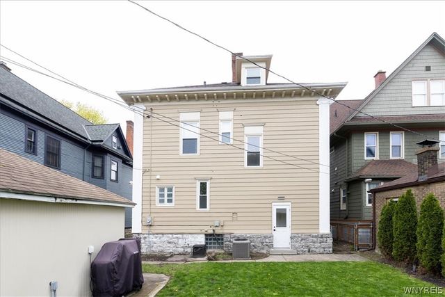 47 Crescent Avenue, Buffalo, NY 14214