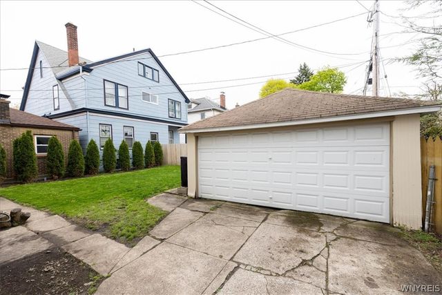 47 Crescent Avenue, Buffalo, NY 14214