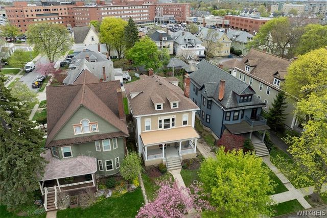 47 Crescent Avenue, Buffalo, NY 14214