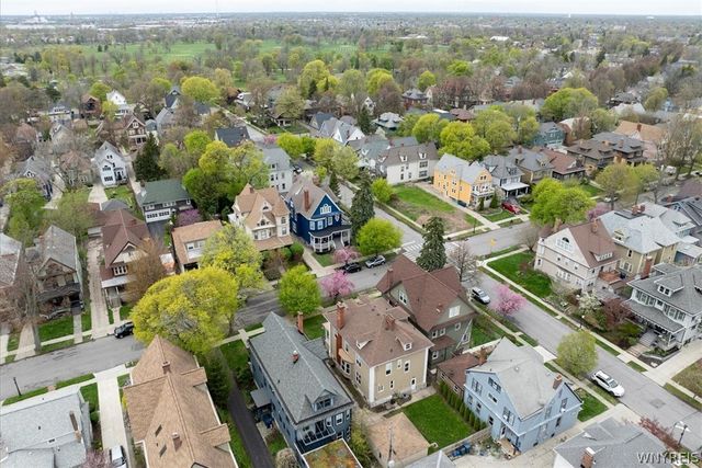 47 Crescent Avenue, Buffalo, NY 14214