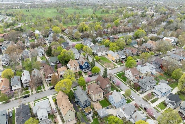 47 Crescent Avenue, Buffalo, NY 14214