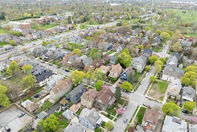 47 Crescent Avenue, Buffalo, NY 14214