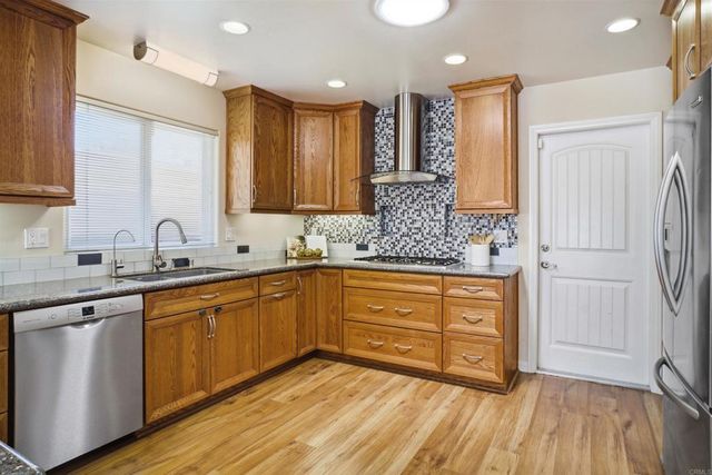 6064 Erlanger, San Diego, CA 92122