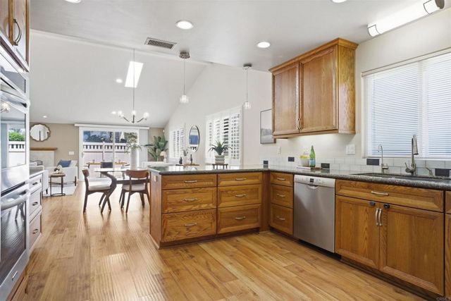 6064 Erlanger, San Diego, CA 92122