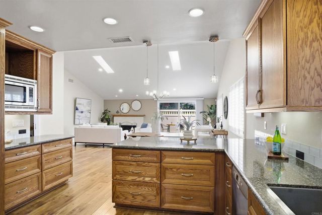 6064 Erlanger, San Diego, CA 92122