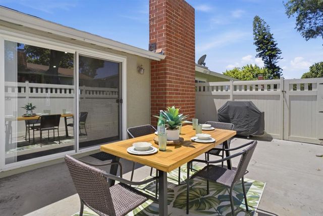 6064 Erlanger, San Diego, CA 92122