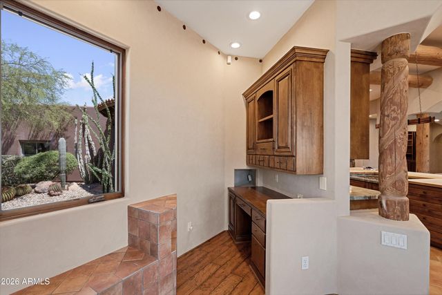 13330 E JOMAX Road, Scottsdale, AZ 85262