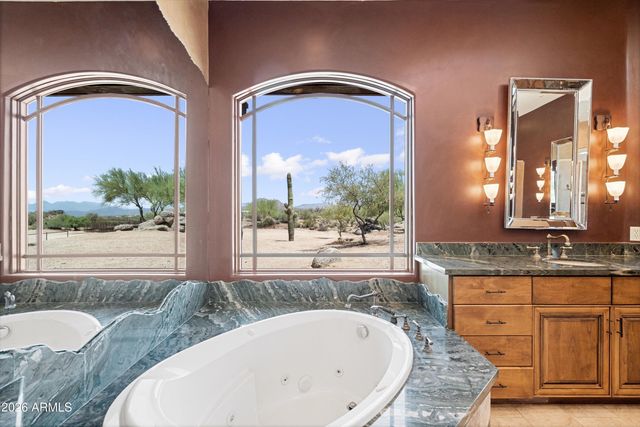 13330 E JOMAX Road, Scottsdale, AZ 85262