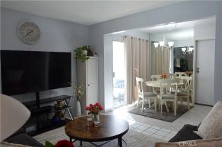 1307 Via Santiago B, Corona, CA 92882