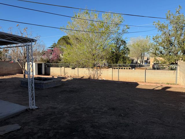 305 Parsifal Street NE, Albuquerque, NM 87123