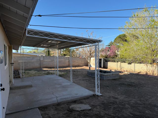 305 Parsifal Street NE, Albuquerque, NM 87123