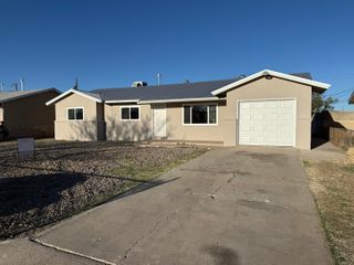 305 Parsifal Street NE, Albuquerque, NM 87123