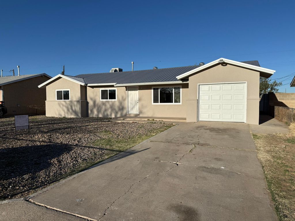 305 Parsifal Street NE, Albuquerque, NM 87123