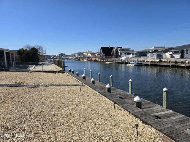 58 Ronald Avenue S, Bayville, NJ 08721