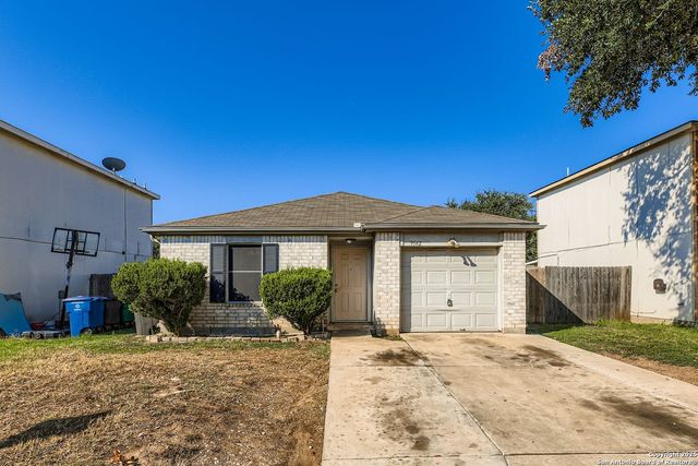 9542 Celine Dr, San Antonio, TX 78250