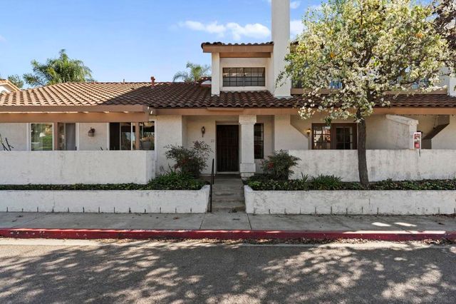 1651 S Juniper St 22, Escondido, CA 92025