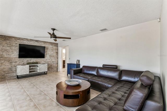 12902 N HOWARD AVENUE, Tampa, FL 33612