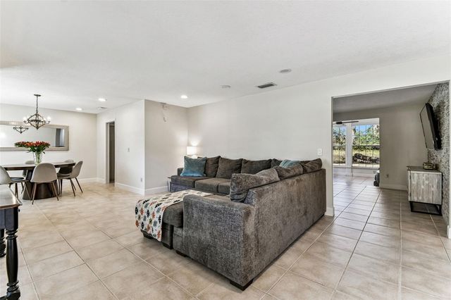 12902 N HOWARD AVENUE, Tampa, FL 33612