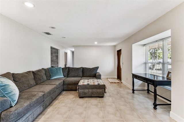 12902 N HOWARD AVENUE, Tampa, FL 33612