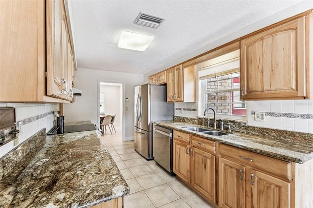 12902 N HOWARD AVENUE, Tampa, FL 33612