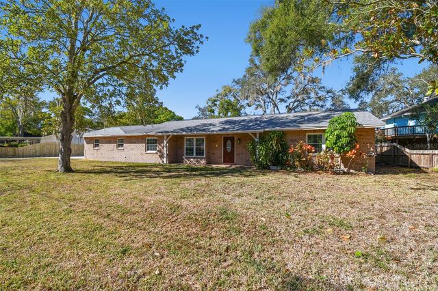 12902 N HOWARD AVENUE, Tampa, FL 33612