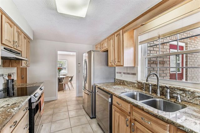 12902 N HOWARD AVENUE, Tampa, FL 33612