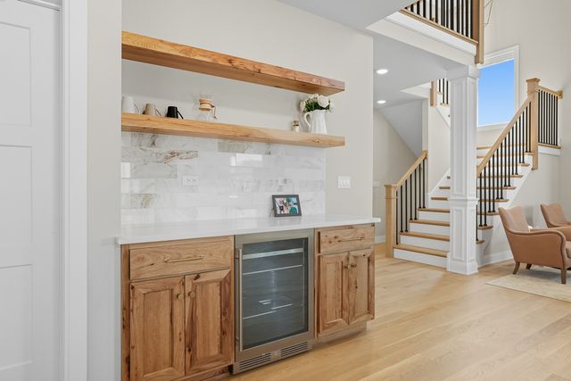 23039 Lakeview Estates Boulevard, Frankfort, IL 60423