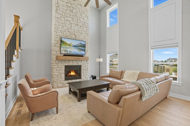 23039 Lakeview Estates Boulevard, Frankfort, IL 60423