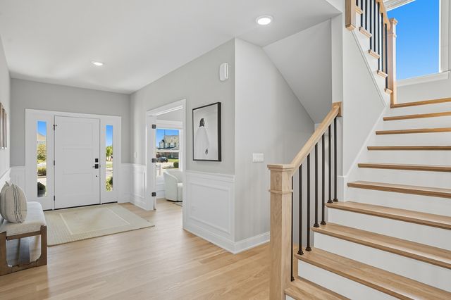 23039 Lakeview Estates Boulevard, Frankfort, IL 60423