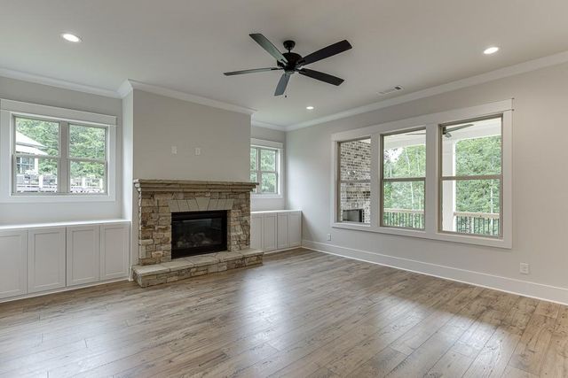 5065 Shade Creek Crossing, Cumming, GA 30028