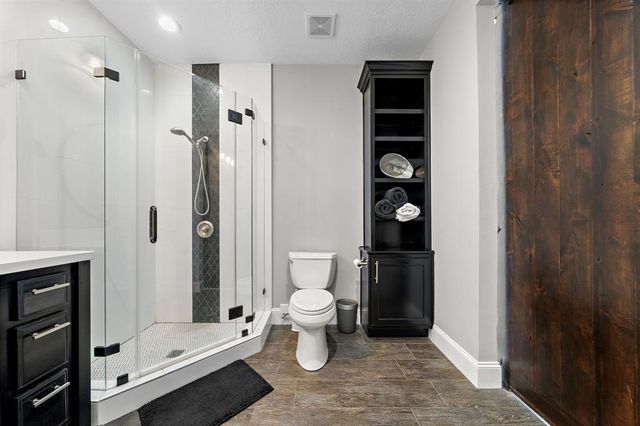 10027 Inverloch Way, Humble, TX 77338