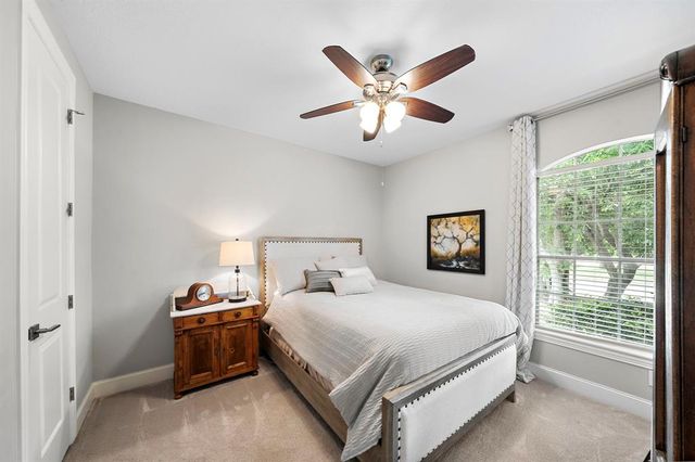 10027 Inverloch Way, Humble, TX 77338
