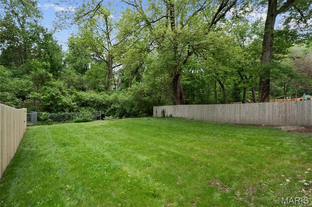 9838 Madison Avenue, Rock Hill, MO 63119
