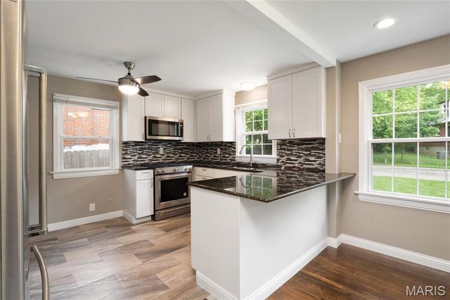 9838 Madison Avenue, Rock Hill, MO 63119