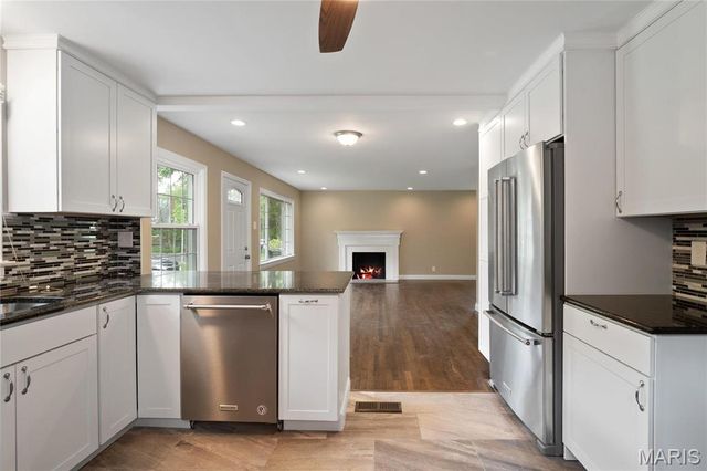 9838 Madison Avenue, Rock Hill, MO 63119