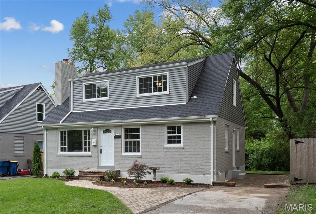 9838 Madison Avenue, Rock Hill, MO 63119