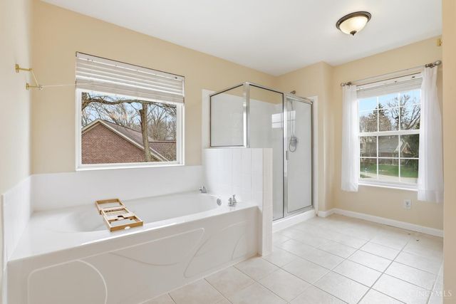 242 County Down Lane, Loveland, OH 45140