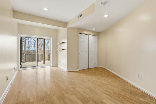 242 County Down Lane, Loveland, OH 45140