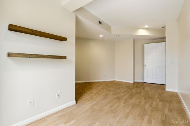 242 County Down Lane, Loveland, OH 45140