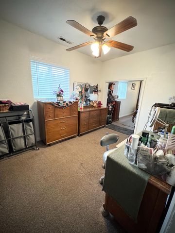 1535 Melrose Ave, Modesto, CA 95350