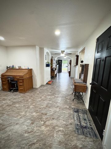1535 Melrose Ave, Modesto, CA 95350