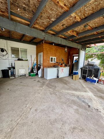 1535 Melrose Ave, Modesto, CA 95350
