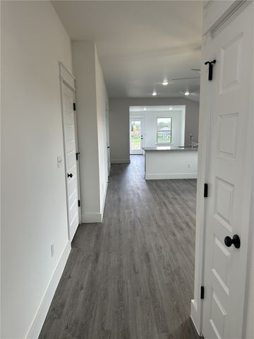 1801 Farmer Street, Pea Ridge, AR 72751