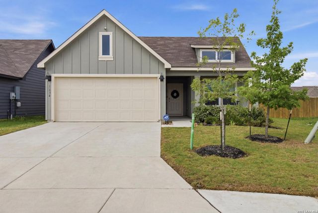 1634 Ruben Dr, New Braunfels, TX 78130