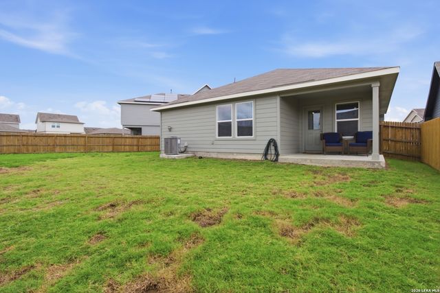 1634 Ruben Dr, New Braunfels, TX 78130