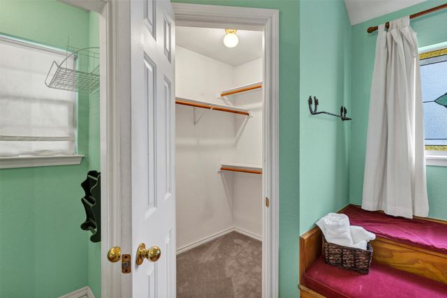 4201 E Bankhead Highway, Hudson Oaks, TX 76087