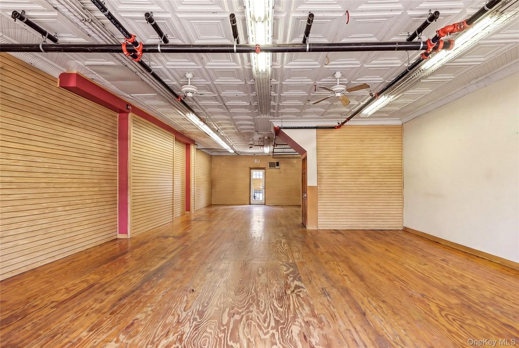 272 Broadway, Bethpage, NY 11714 — photo 2