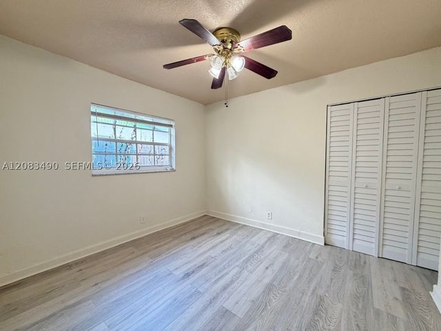 231 NW 4th St, Deerfield Beach, FL 33441