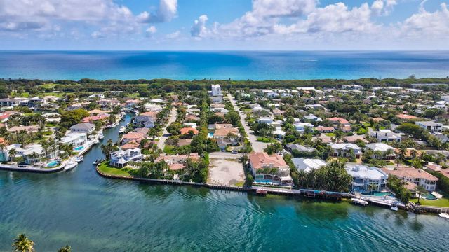 601 NE Spanish Trail, Boca Raton, FL 33432
